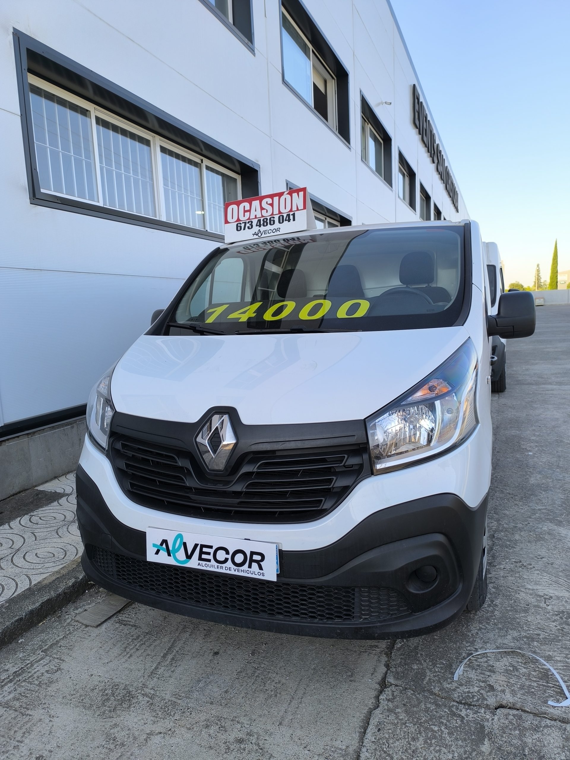 RENAULT TRAFIC L1H1 OCASIÓN - Imagen 4