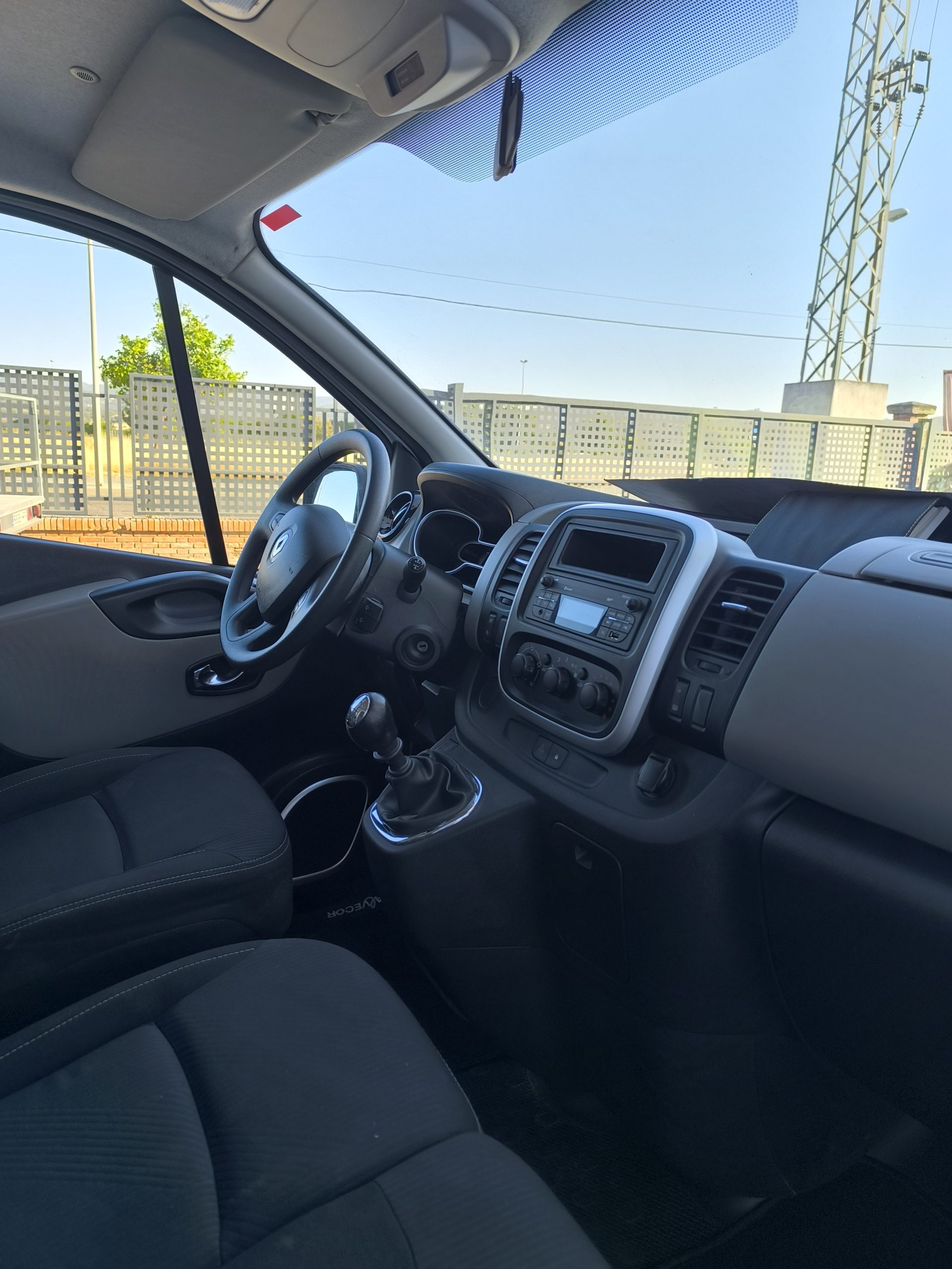 RENAULT TRAFIC L1H1 OCASIÓN - Imagen 7