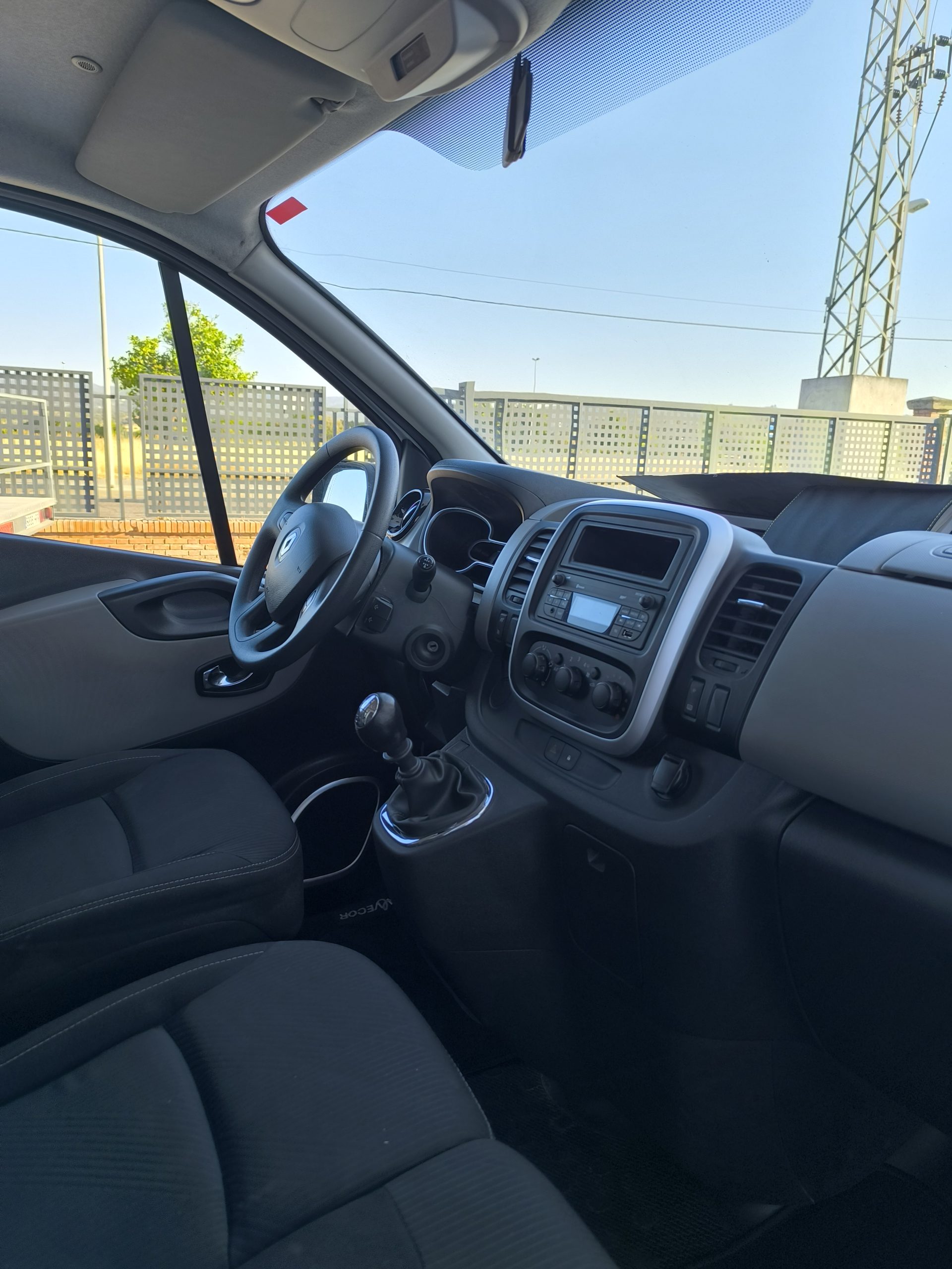 RENAULT TRAFIC L1H1 OCASIÓN - Imagen 8