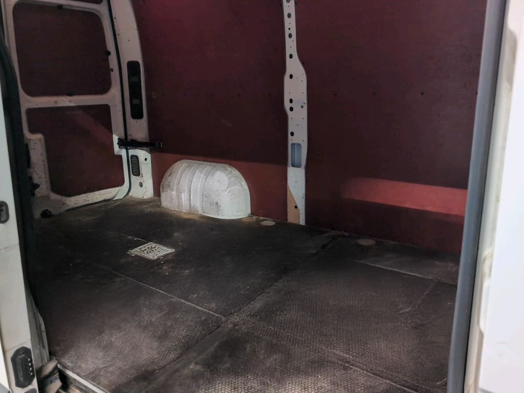 RENAULT MASTER L2H2 - Imagen 5